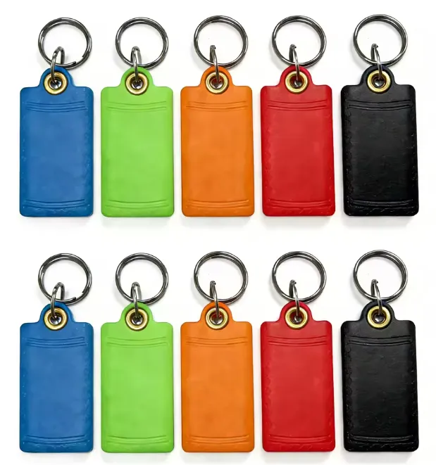 Llavero largo rojo personalizado